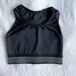 Nike Sports Bra in Black. Size XS